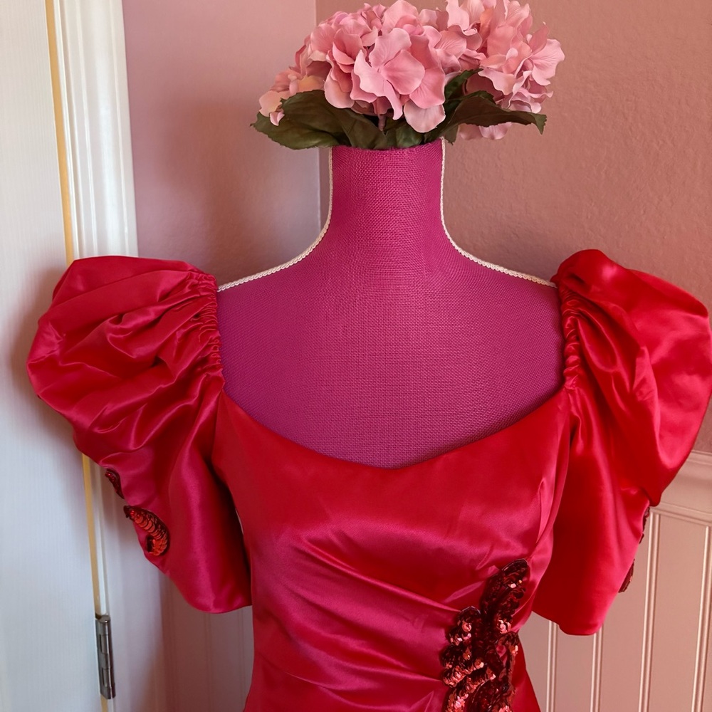 Vintage Unbranded Red Satin Special Occasion Gown size 7/8 with Sequins - Picture 10 of 10